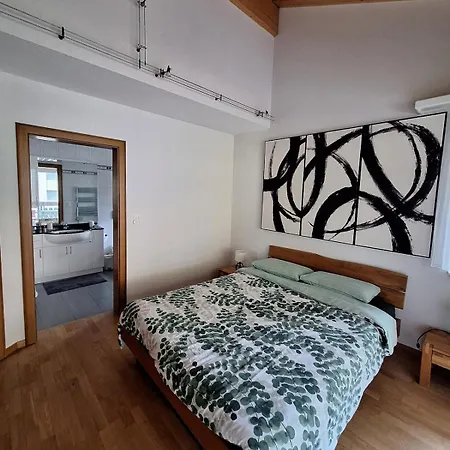 A - Lovely In Appartement
